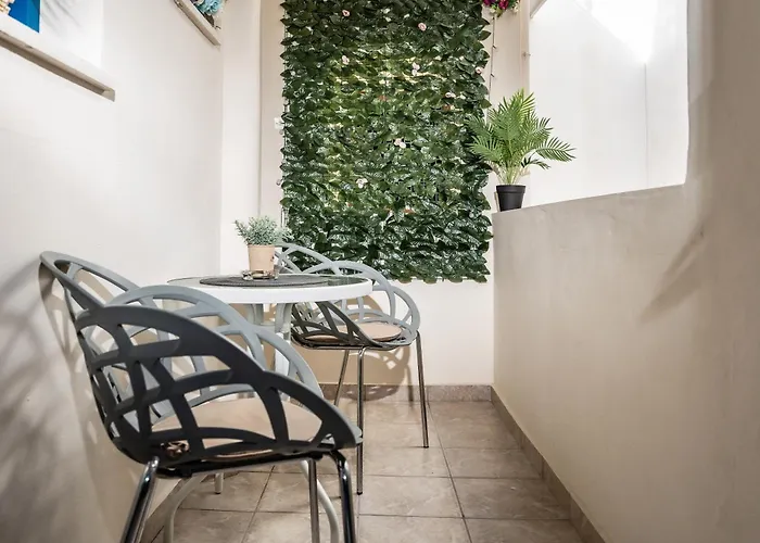 Apart-hotel Lefkes Naxos City