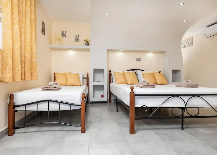 Apart-hotel Lefkes Naxos City