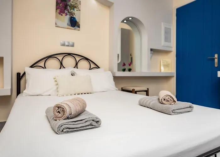 Apart-hotel Lefkes 4*