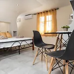 Lefkes 4*