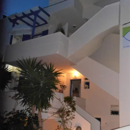 מלון דירות Lefkes