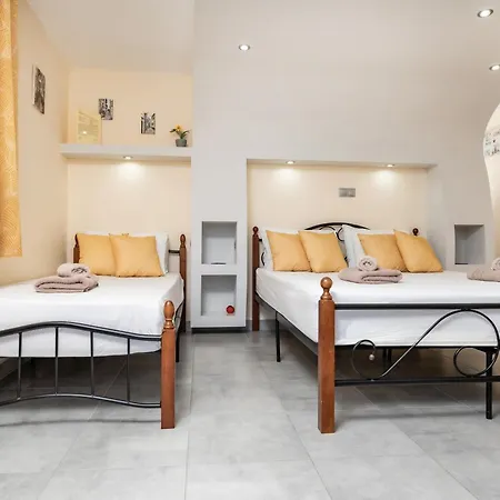 Apart-hotel Lefkes Naxos City