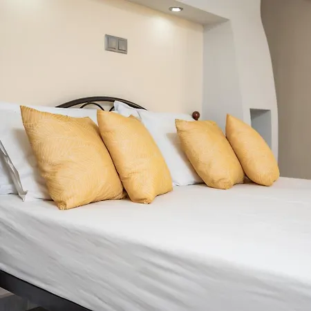 Lefkes מלון דירות