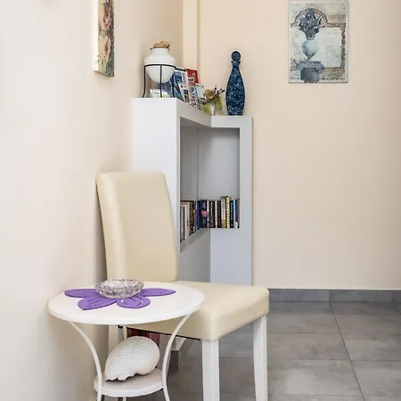 Lefkes 4*