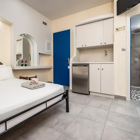 Aparthotel Lefkes Naxos City