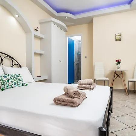 Aparthotel Lefkes Naxos City