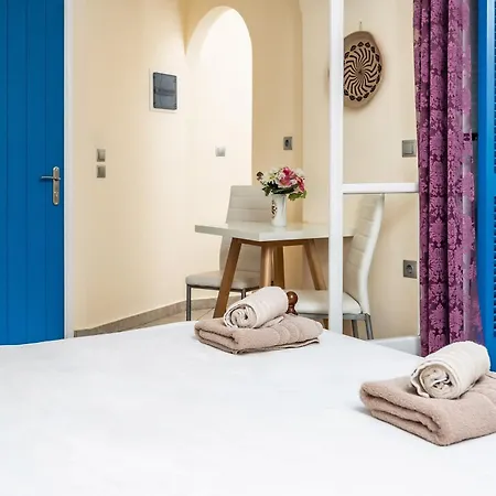 Lefkes Aparthotel Naxos City