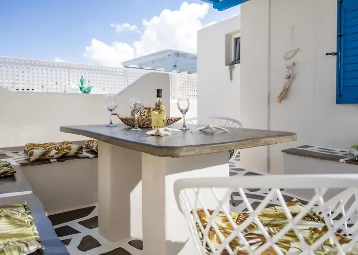 Lefkes Aparthotel Naxos City